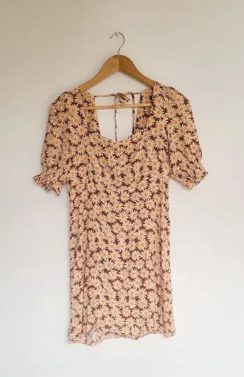 Robe à fleurs Mango taille M