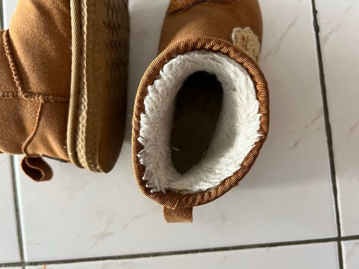 Boots fourrees taille 28 - photo numéro 8