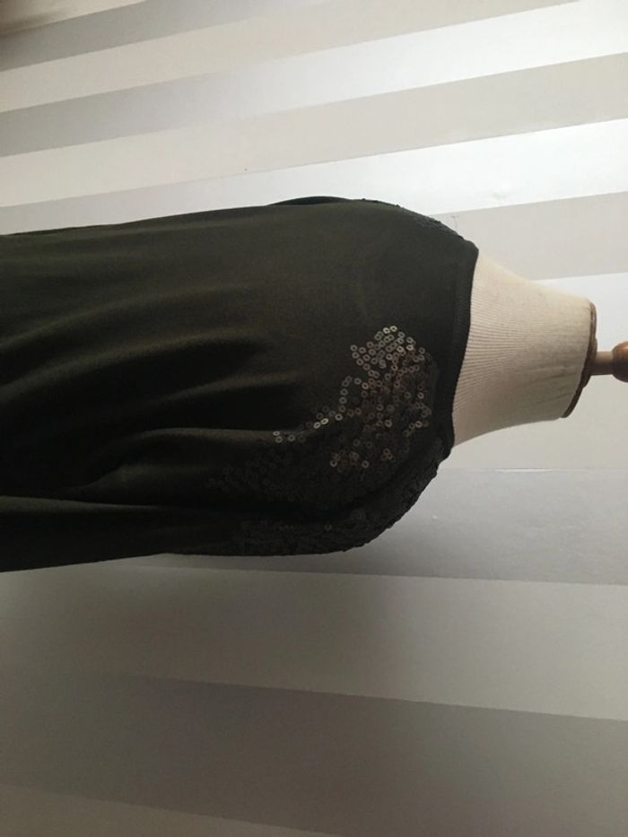 Pull vert à sequins taille 40 - photo numéro 3