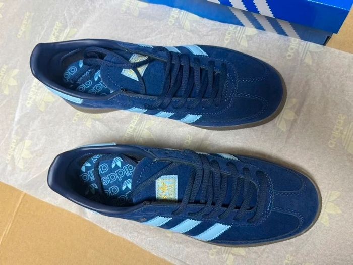 Baskets Adidas Handball Spezial, pointure 38.5, bleues