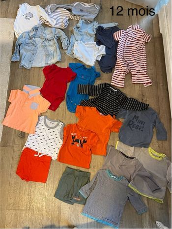 Lot de vêtement garçon 12 mois