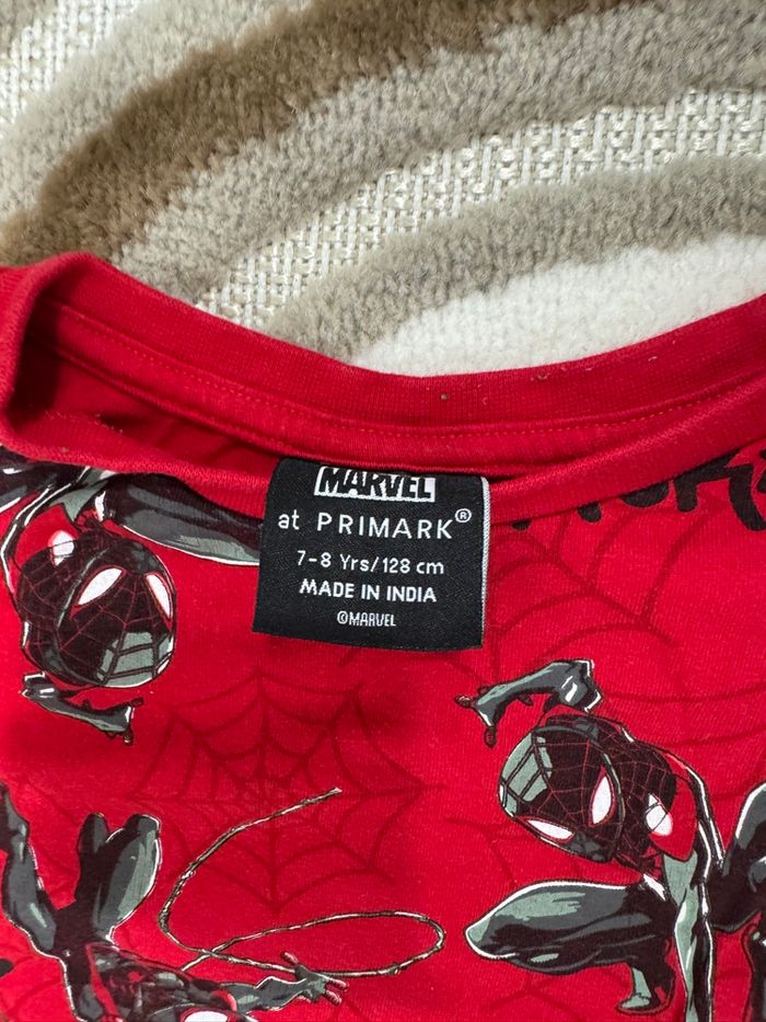 Ensemble t-shirt + short Spider-Man Miles Morales Primark T.7-8 ans très bon état - photo numéro 3