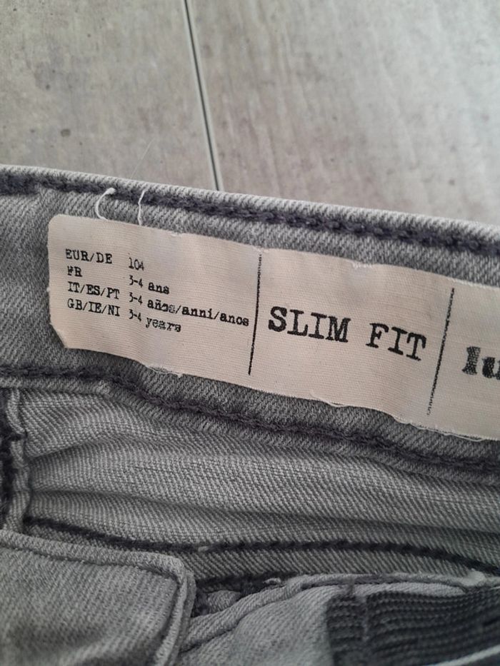 Un jeans et un jogging - photo numéro 2