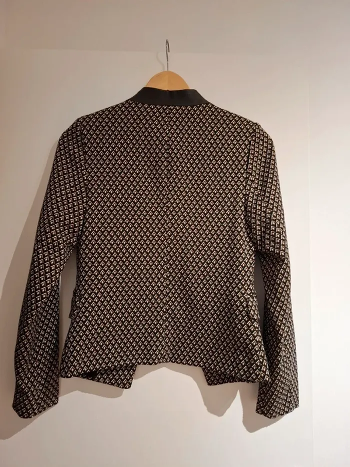 Veste à motifs - 34 - très bon état - photo numéro 2