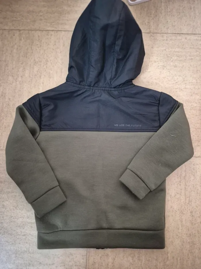 Gilet Primark 3/4 ans - photo numéro 3