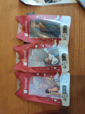 Lot 3 tonies réservé