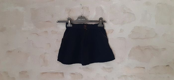 Jupe bleu marine 5-6 ans - photo numéro 5