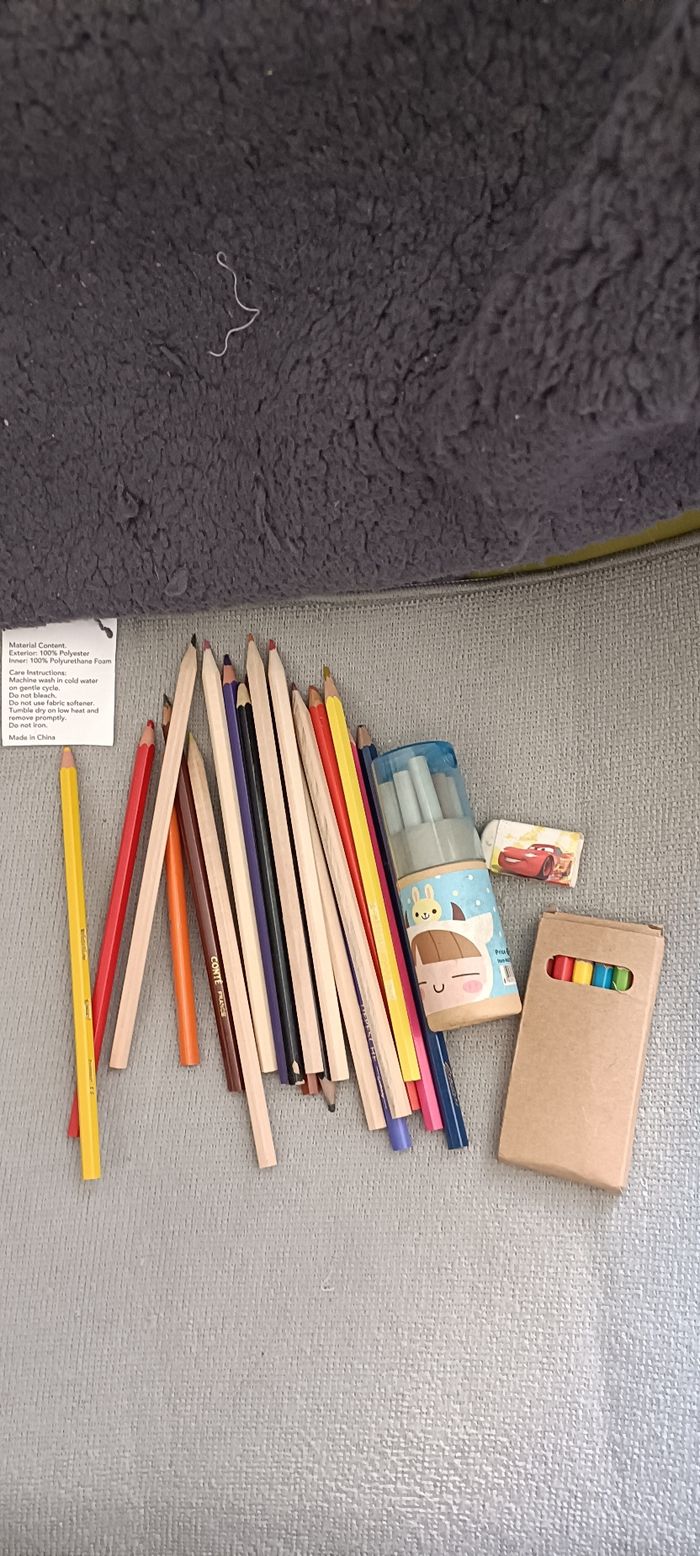 Lot crayons couleurs - photo numéro 8