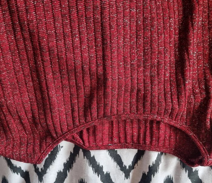 Pull rouge pailleté kiabi sans étiquette 52 54 - photo numéro 2