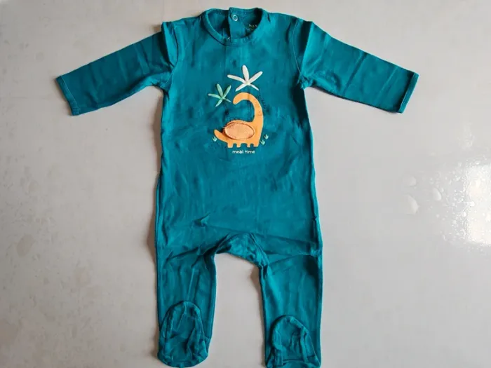 Lot pyjama 12 mois crocodile dinosaure - photo numéro 5