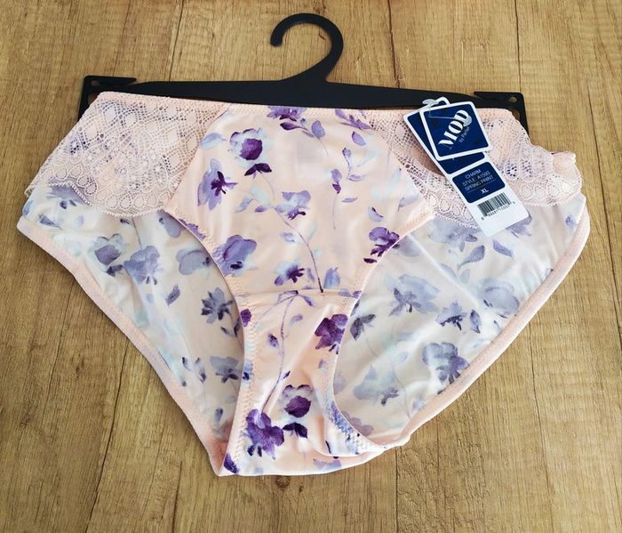 Ensemble soutien-gorge coques rose clair fleurs violettes 90F culotte XL Mod by Parfait - photo numéro 2