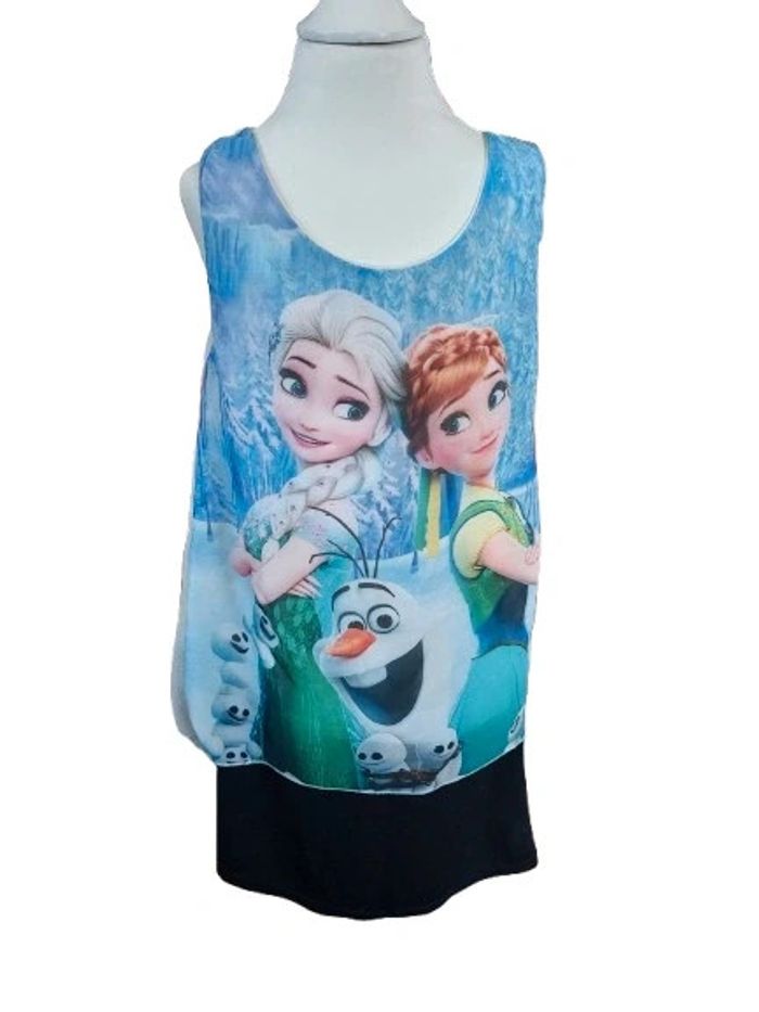 Jolie robe la reine des neiges Taille 8 ans
