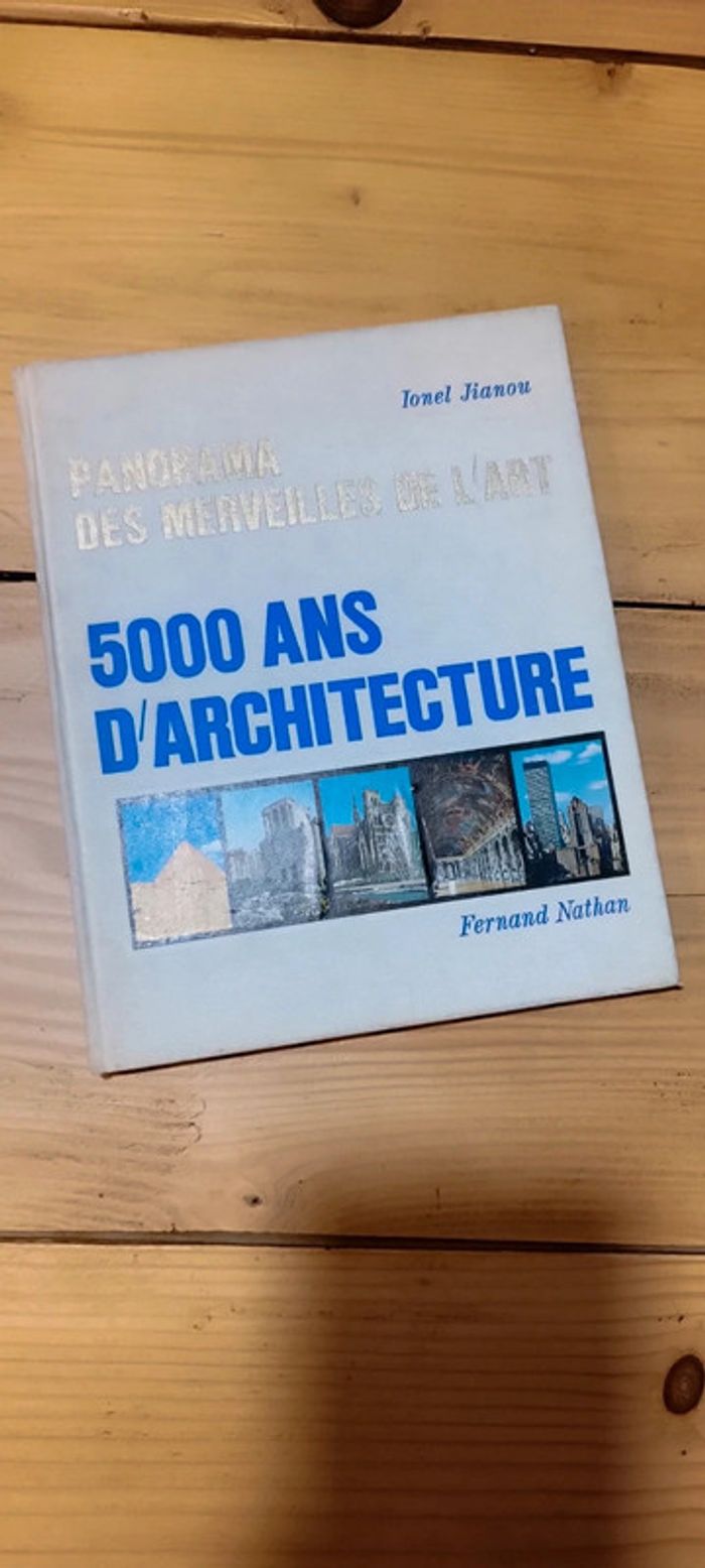 Livre ancien 5000 ans d'architecture