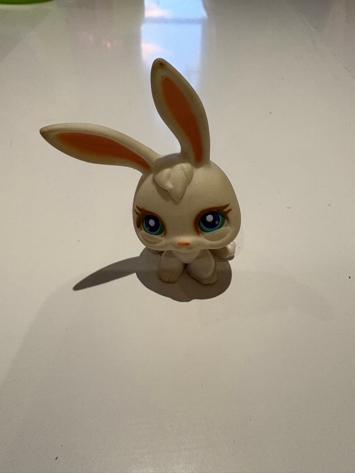 Figurine Pet Shop lapin blanc