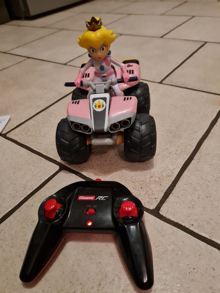 Voiture télécommandé Peach mario kart - photo numéro 7