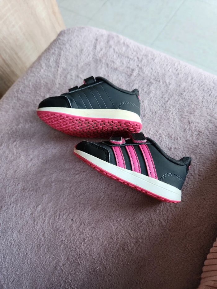 Chaussures Adidas - photo numéro 3
