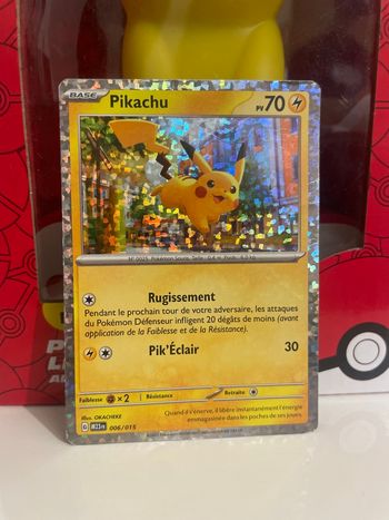 Carte Pokémon pikachu