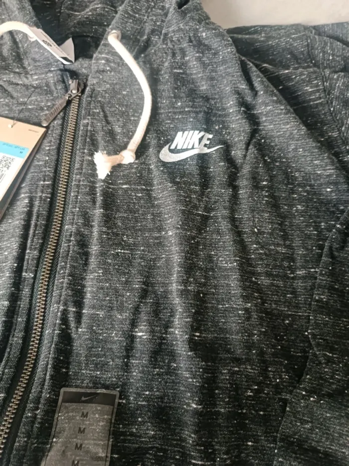 Gilet zippé Nike taille M - photo numéro 2