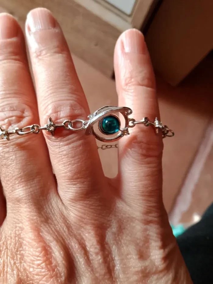 Joli petit bracelet argenté - photo numéro 3