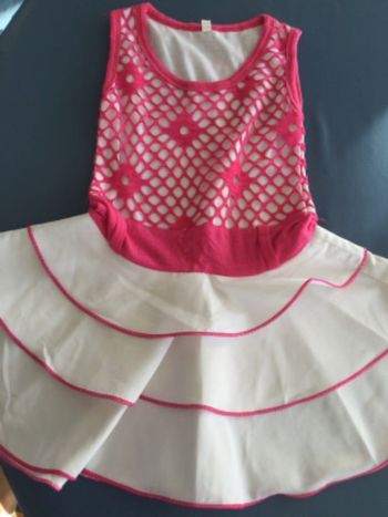 robe rose et blanche 2 ans tbe