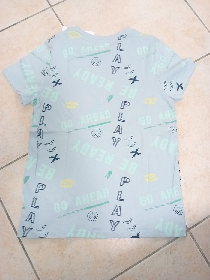 Tee shirt Neuf bleu 10 ans - photo numéro 2