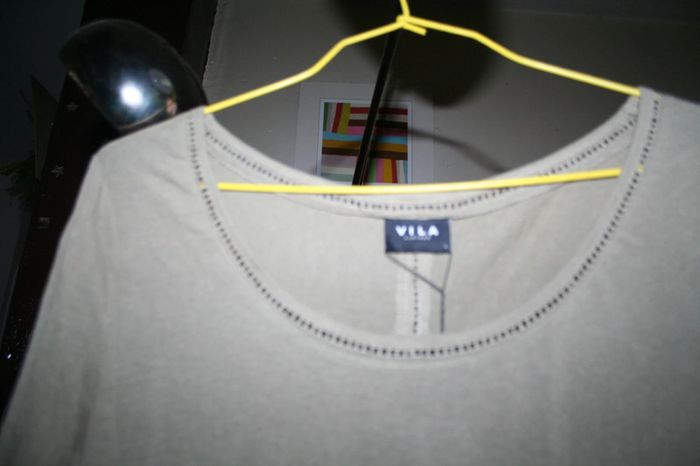 🌸Jolie tunique lin kaki manches longues ajouré Taille 40 "Vila" Neuf 🌸 - photo numéro 2