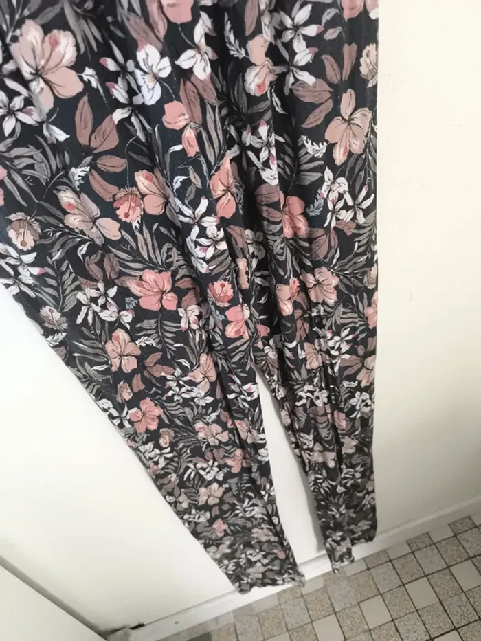 Combi-pantalon grossesse fleurie envie de fraise 38-40 - photo numéro 2