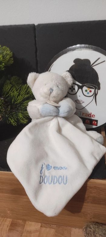 j'aime mon doudou et compagnie peluche ours mouchoir blanc bleu dc2915 coeur