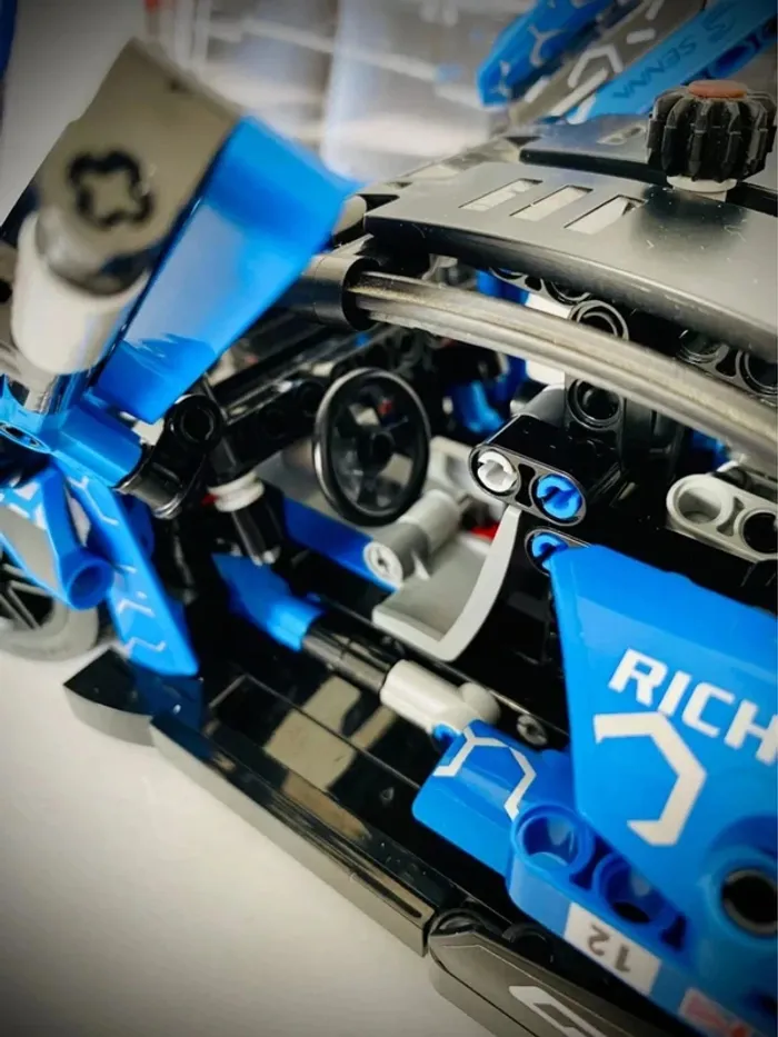 LEGO Technic 42123 - McLaren Senna GTR - Complet avec Notice - photo numéro 6