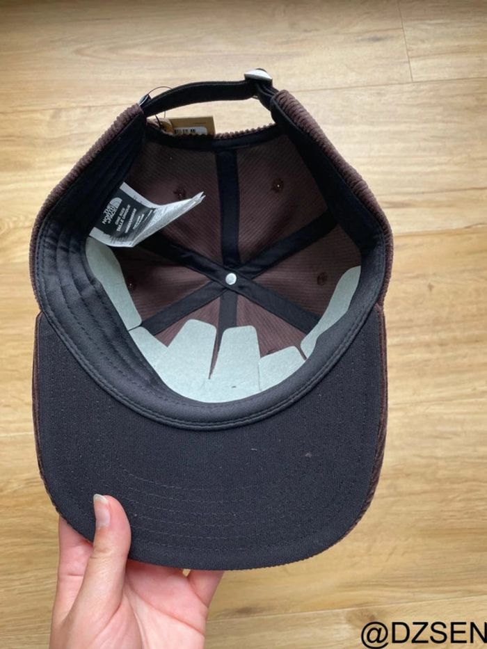 Casquette The North Face Velours Côtelé Marron Neuve - photo numéro 6