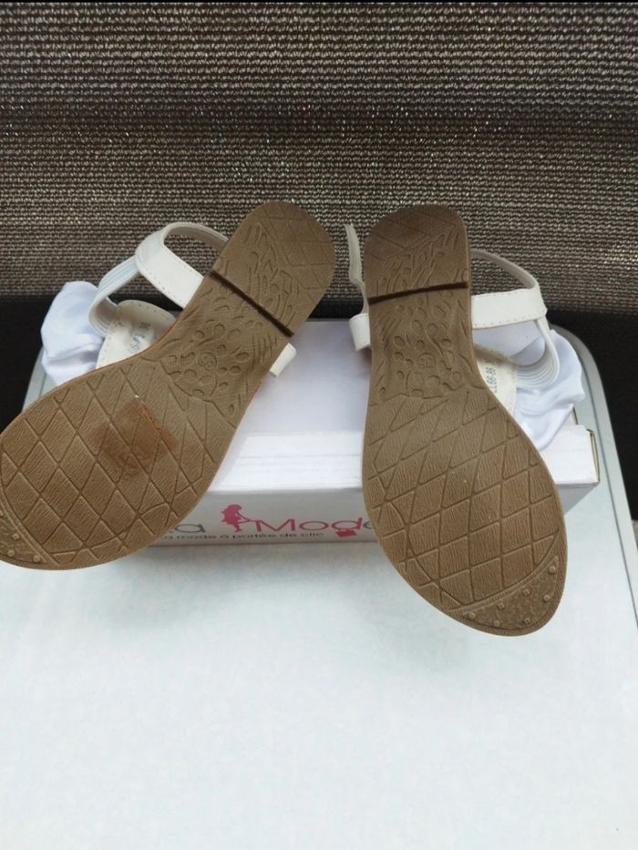 Sandale a nœud blanche - photo numéro 5