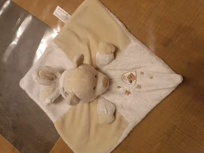 Doudou ours qui se déguise de chez Simba toys. - photo numéro 3