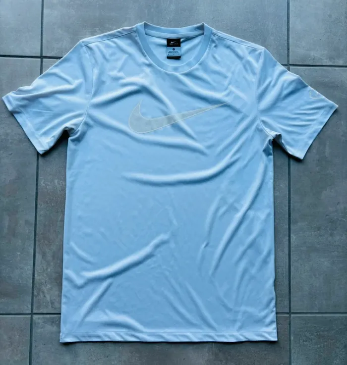 Magnifique t-shirt blanc homme Nike