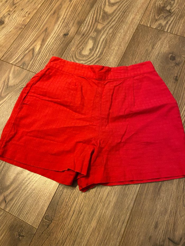 Short rouge Camaïeu taille M, neuf - photo numéro 4