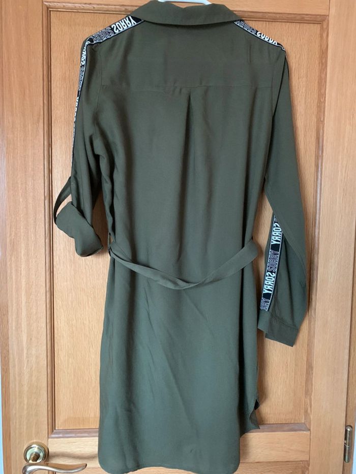 Robe kaki - photo numéro 2