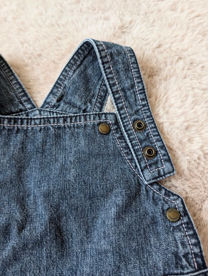 Robe salopette en jean de marque kitchoun en taille 3 mois - photo numéro 3