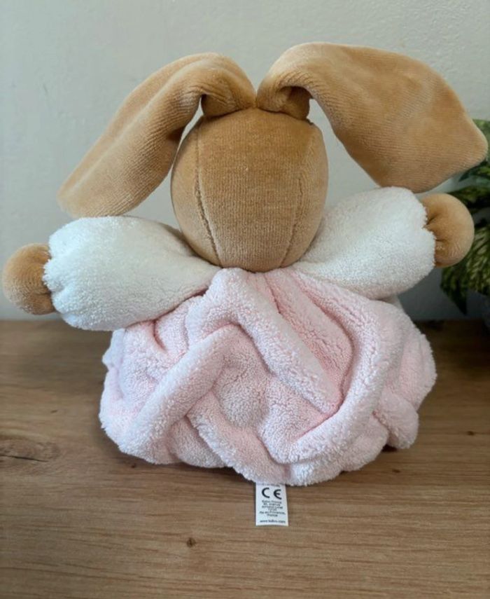 Neuf doudou lapin plume  boule blanc rose beige kaloo - photo numéro 2
