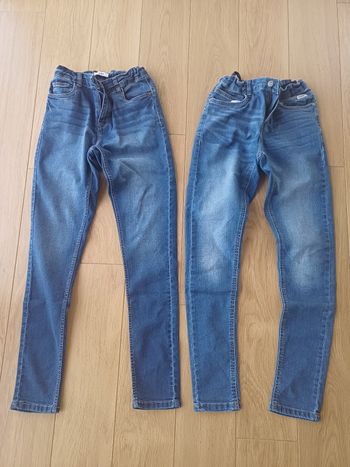 Lot de 2 jeans en 14 ans