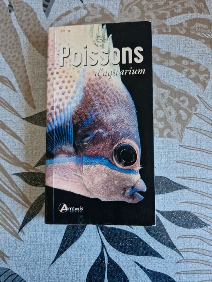Livre poissons d'aquarium