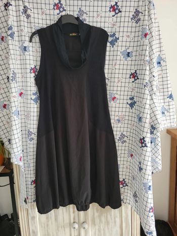 Robe noire El sory T 44