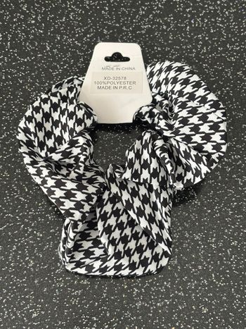 Chouchou à carreau neuf