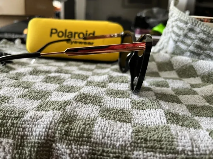 Lunette de soleil Polaroïd Polarisée - photo numéro 4