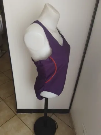 Maillot de bain Athlitech taille 48 violet neuf