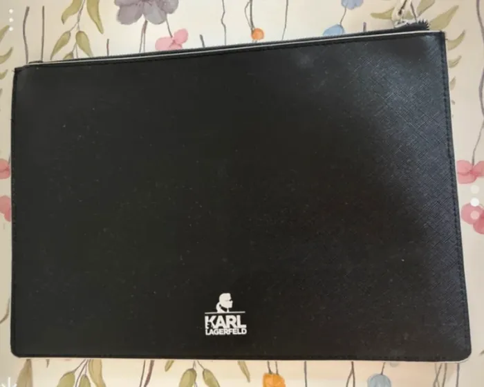 Pochette Karl Lagerfeld by Grazia - 15€ - photo numéro 3