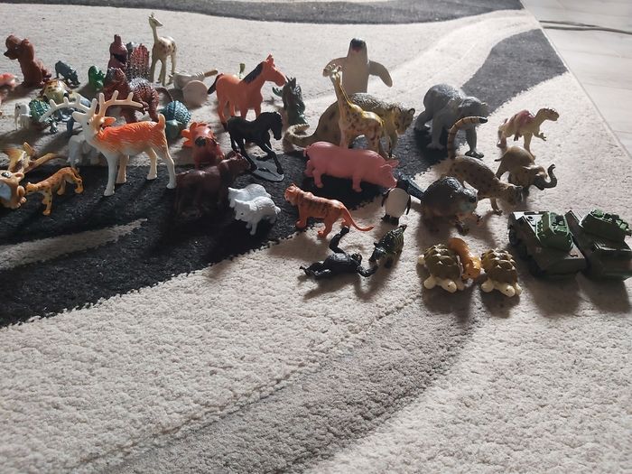 Figurine dinosaures +animaux - photo numéro 2