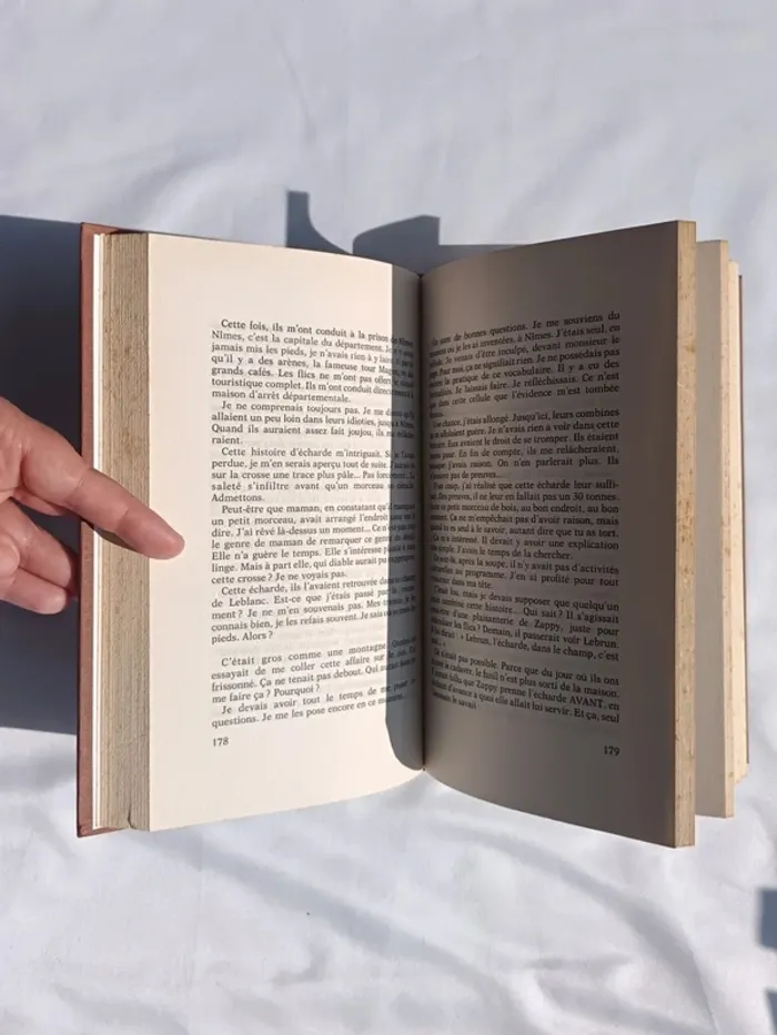 livre Retour à Malaveil - photo numéro 2