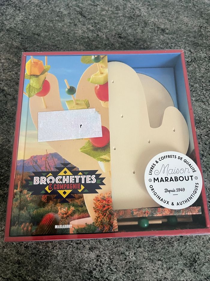 Coffret avec livre  et support pour apéritif - photo numéro 4