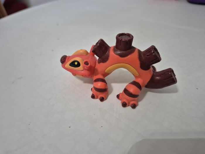 Figurine Disney Lilo & Stitch - Yang - photo numéro 3