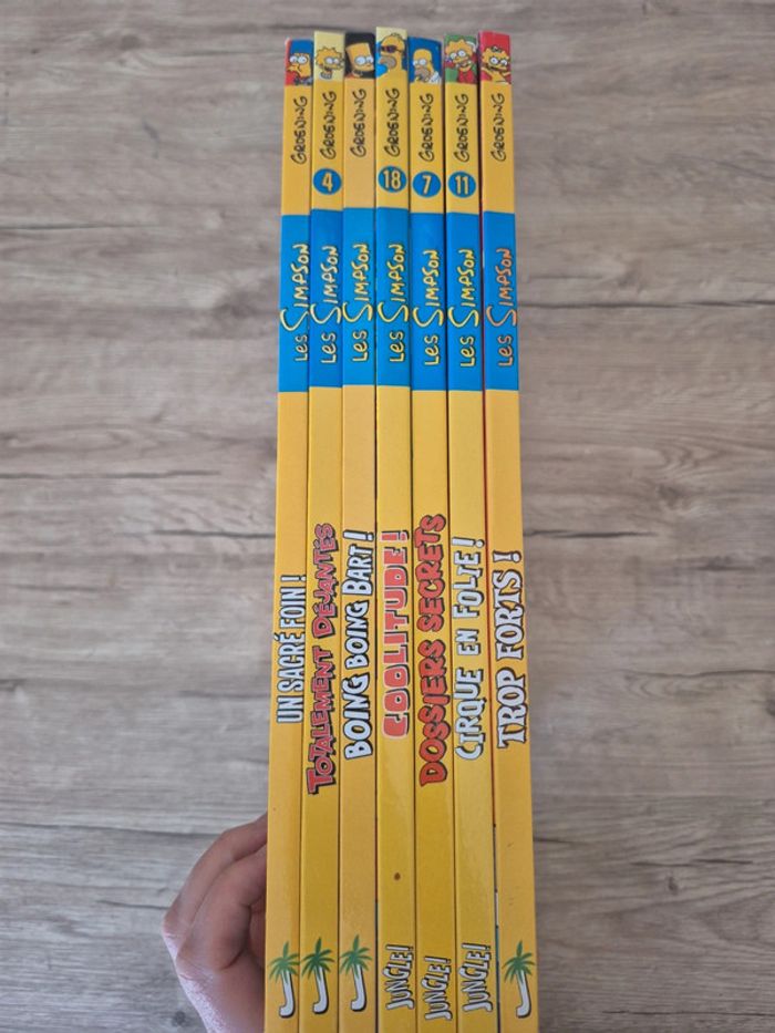 Lot de 7 bandes dessinées Les Simpson - photo numéro 2