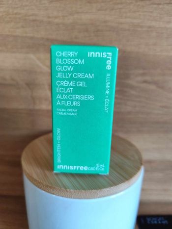 Crème gel éclat visage Cherry Blossom , 15 ml , neuf